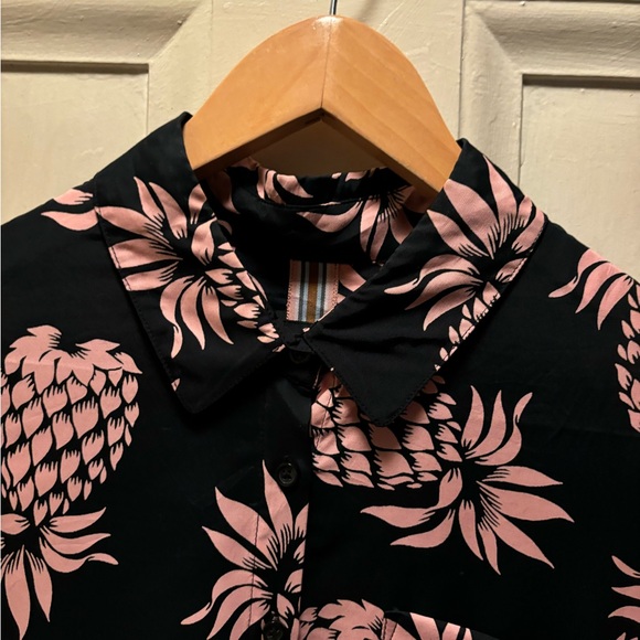 LE SUPERBE BEAUTIFUL SILK SHIRT, LIKE NEW, SIZE 6, pineapple print - Picture 7 of 14